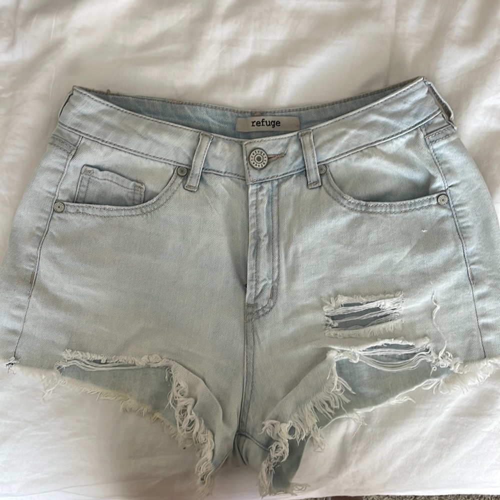 Light refuge denim